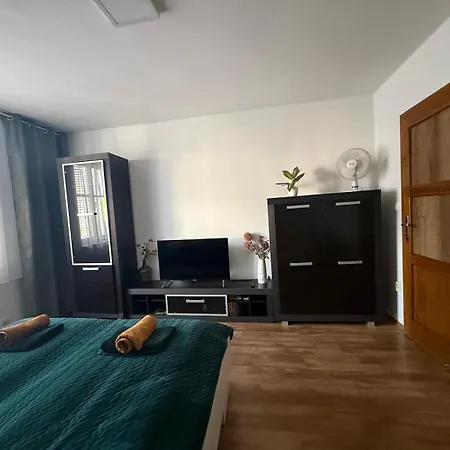 Appartement Izby Smart - Zdielana Kuchyna, Kupelna A Wc S Druhou Izbou